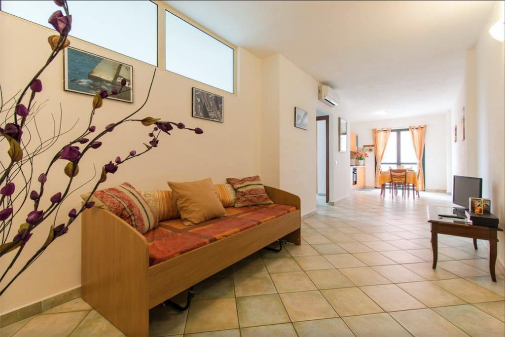 Residenza Maria Antonia - Private Apartment Orosei Exterior foto